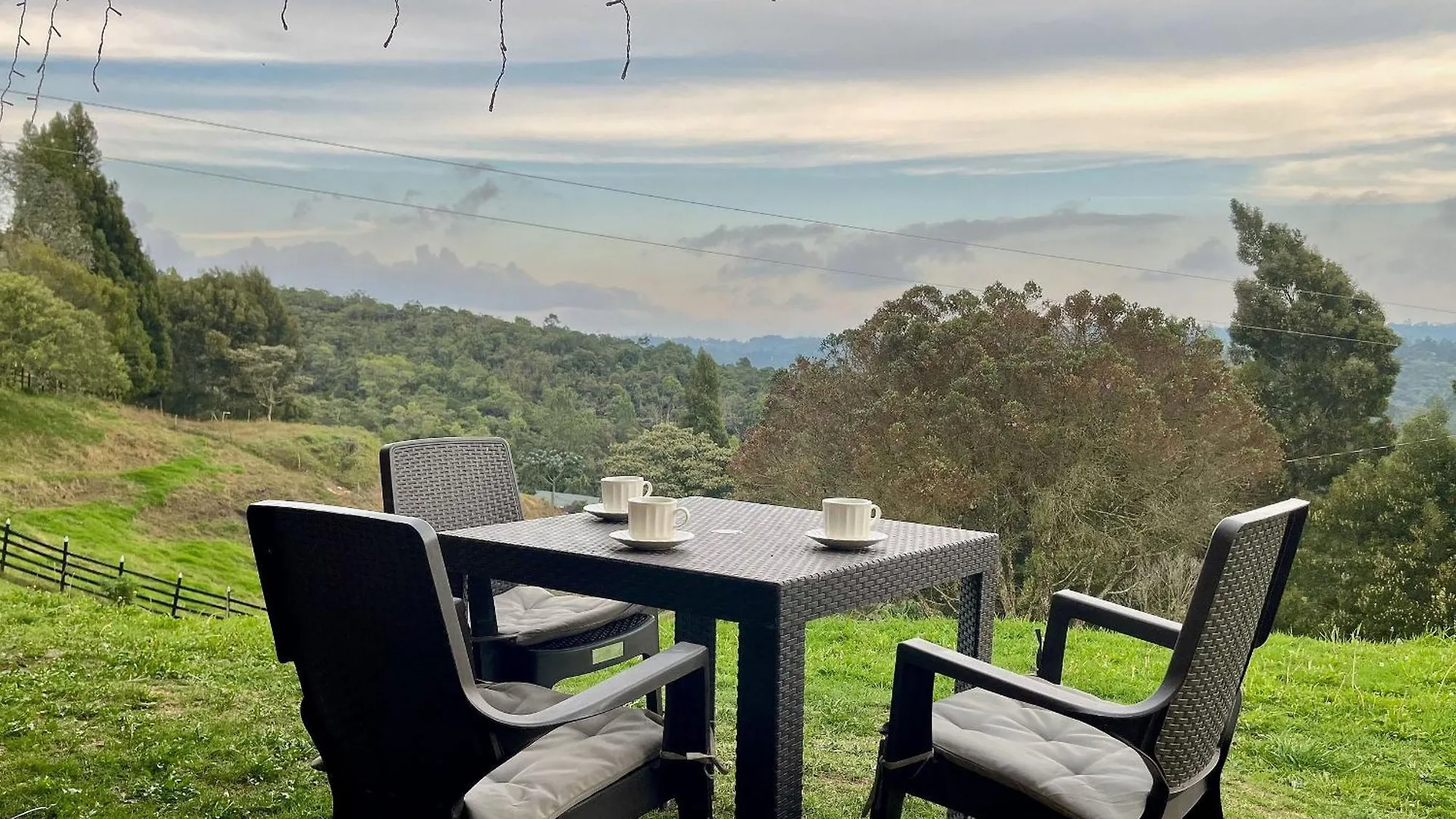 Santaelena Cielo - Retiro Natural Cerca Al Parque Arvi Wi-Fi Starlink Medellin Holiday home